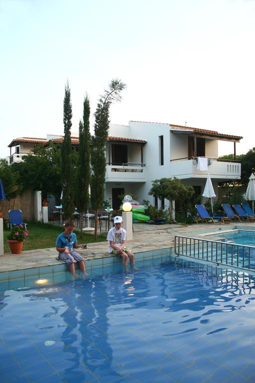 Proimos Maisonnettes ปลาเตเนียส ภายนอก รูปภาพ